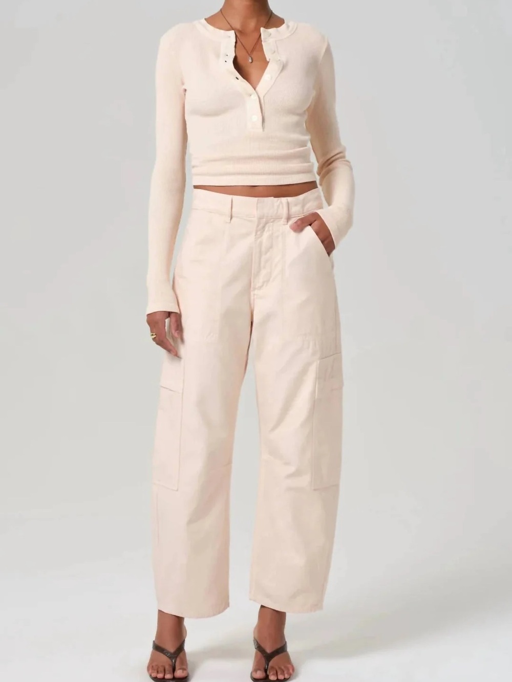 NWT Citizens of Humanity Marcelle Low Slung Cargo Pants Barrel Leg Tan 32